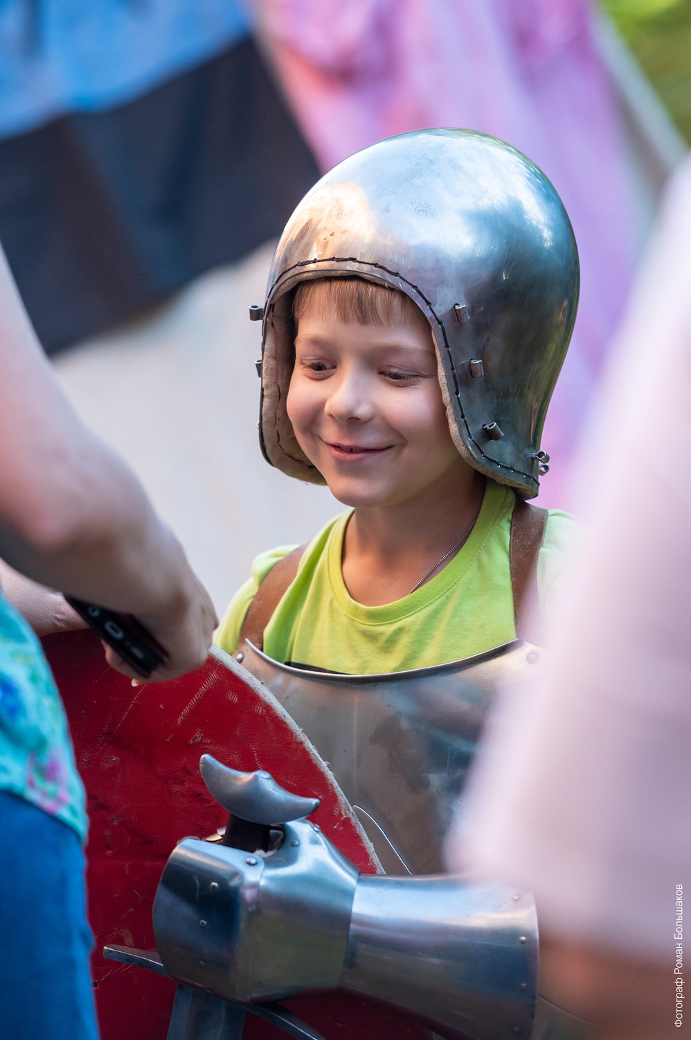 Детские бои на мечах